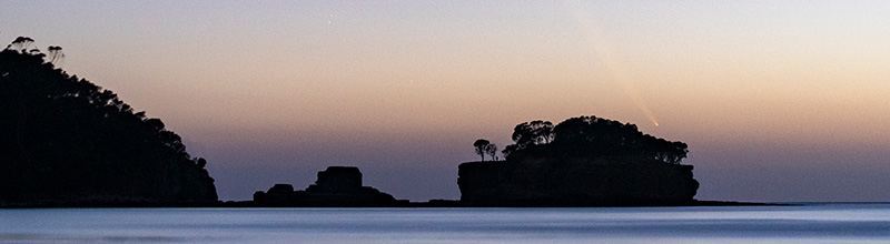 Comet Tsuchinshan ATLAS Eaglehawk Neck Tasmania