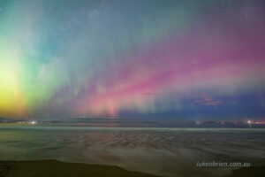 G5 (KP9) class aurora display in Tasmania, May 11 2024